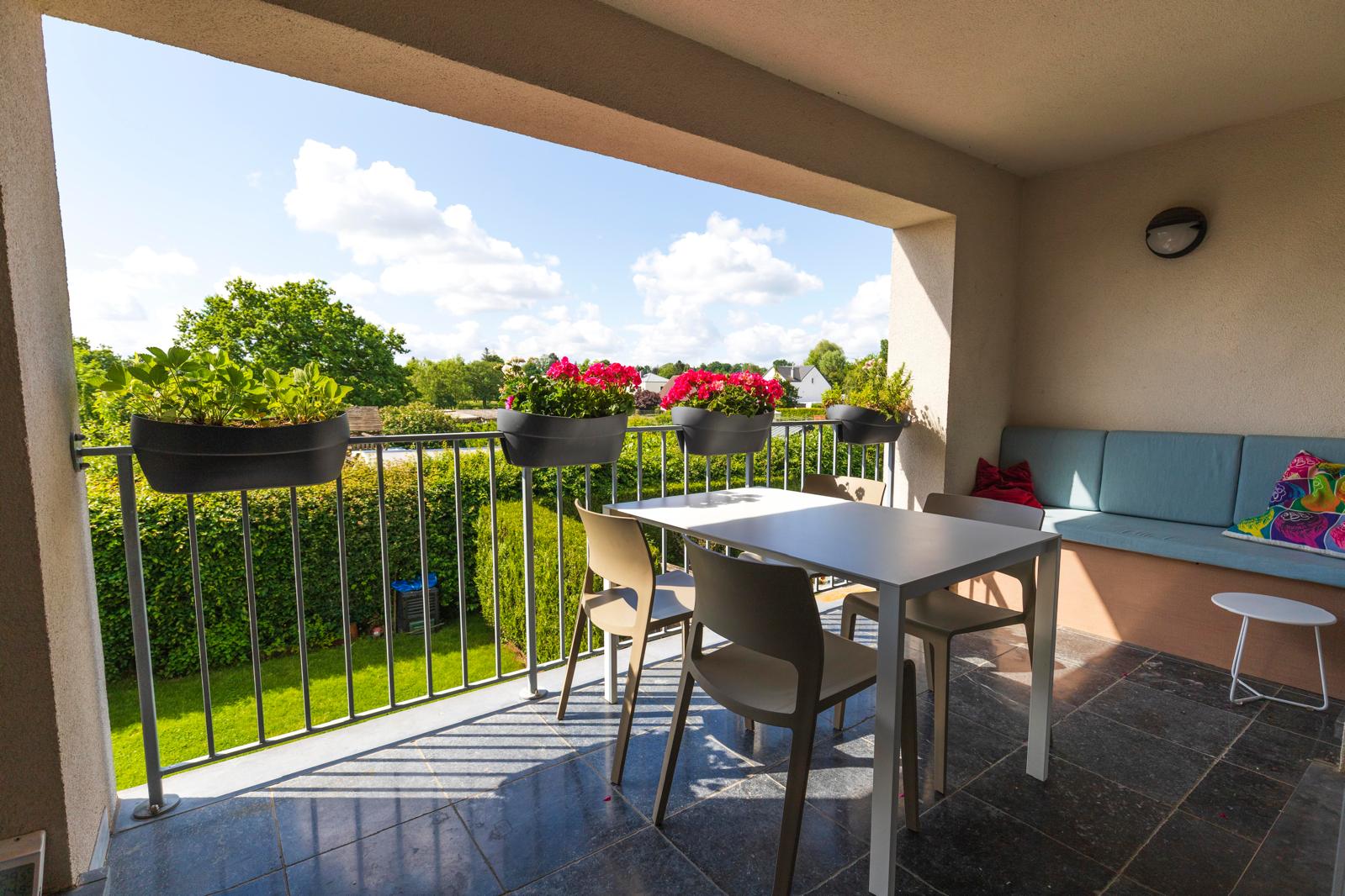 Immobilier Duplex lumineux à Goetzingen – 162 m2, 3 chambres, dernier étage